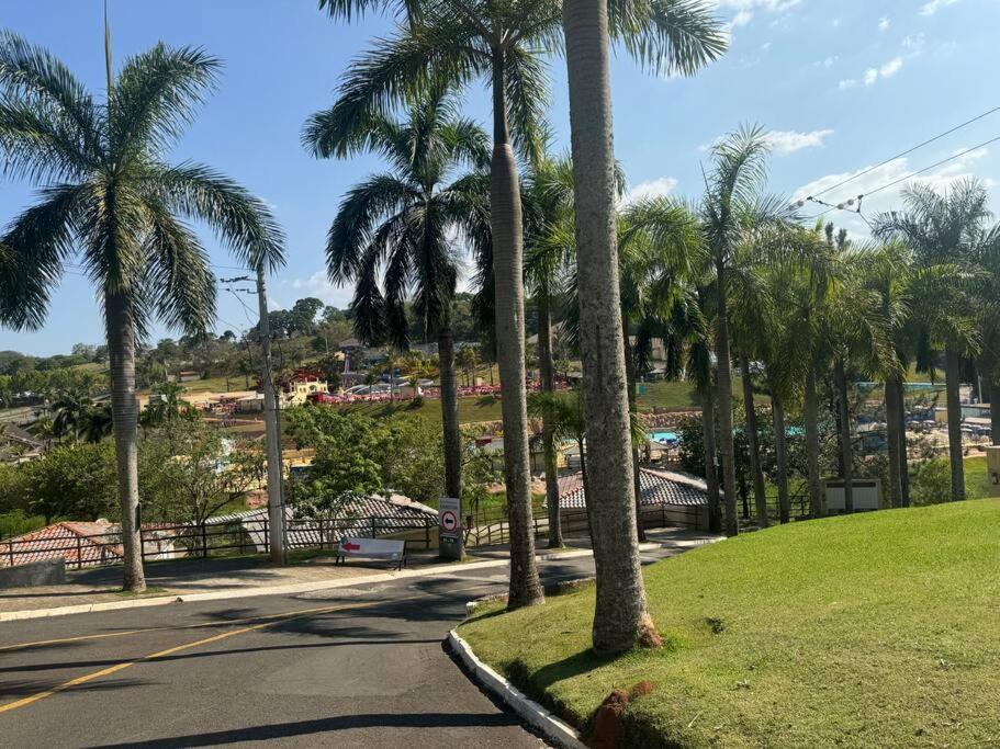 Casa Dentro Parque Aquatico Villa Águas de Lindóia Exterior foto